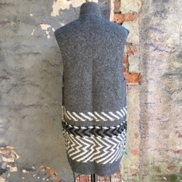 WHITE+WARREN SOFT ALPACA JACQUARD VEST - Picture 6 of 7